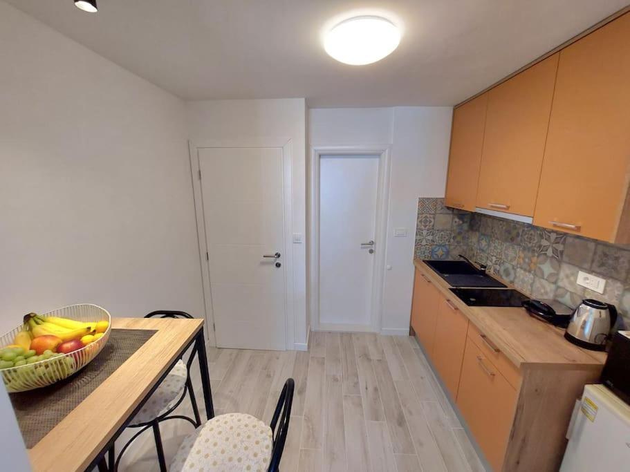 City Beach Apartment Makarska Exterior foto